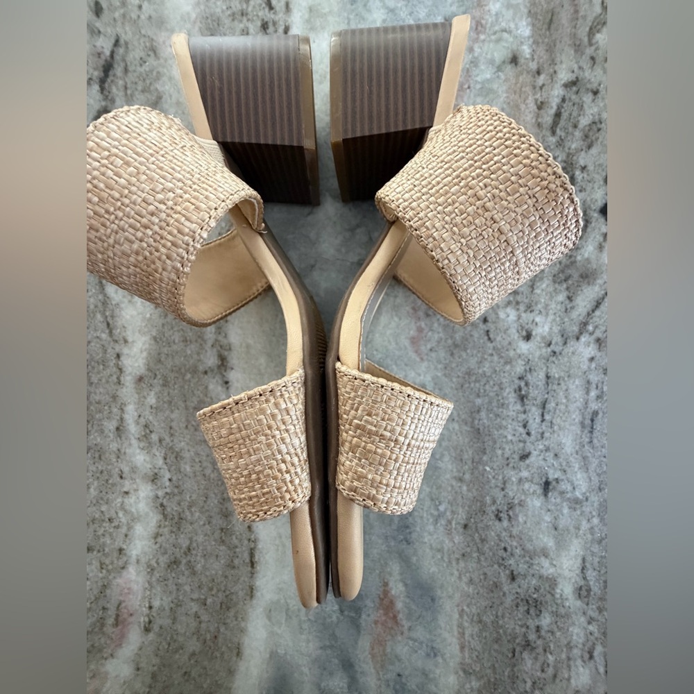 NWOT. Ann Klein Block Heel Dress Shoes. Natural Raffia. Women's 7.5 - Picture 5 of 8